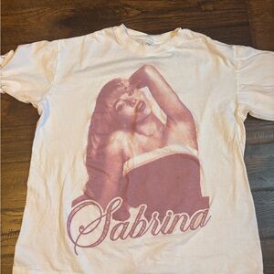 Sabrina carpenter shirt size small